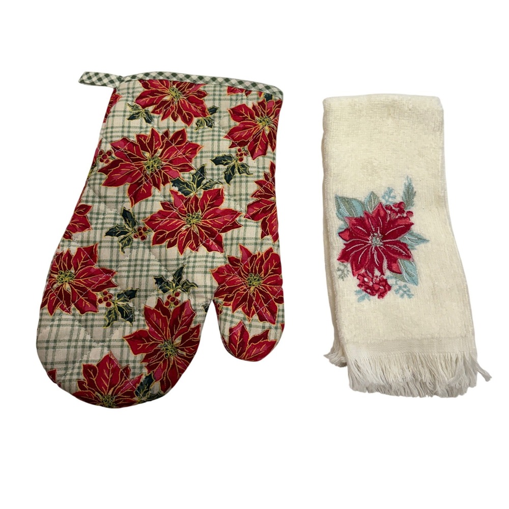 Vintage Christmas Poinsettia Kitchen Set Oven Mitt and Embroidered Hand Towel